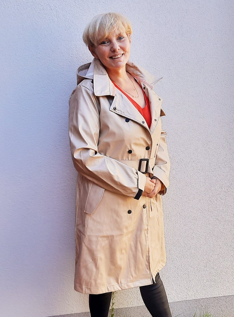 Hi All
I am a Belgian blogger, Influencer in the niche Fashion &amp; Lifestyle - I focus mainly on #fashion #handmade #skincare #makeup #reviews #interviews with Fashion - Designers - Models - Stylists, Jewelry Designers, and Makeup Artists. Let me know if you want to work with me.