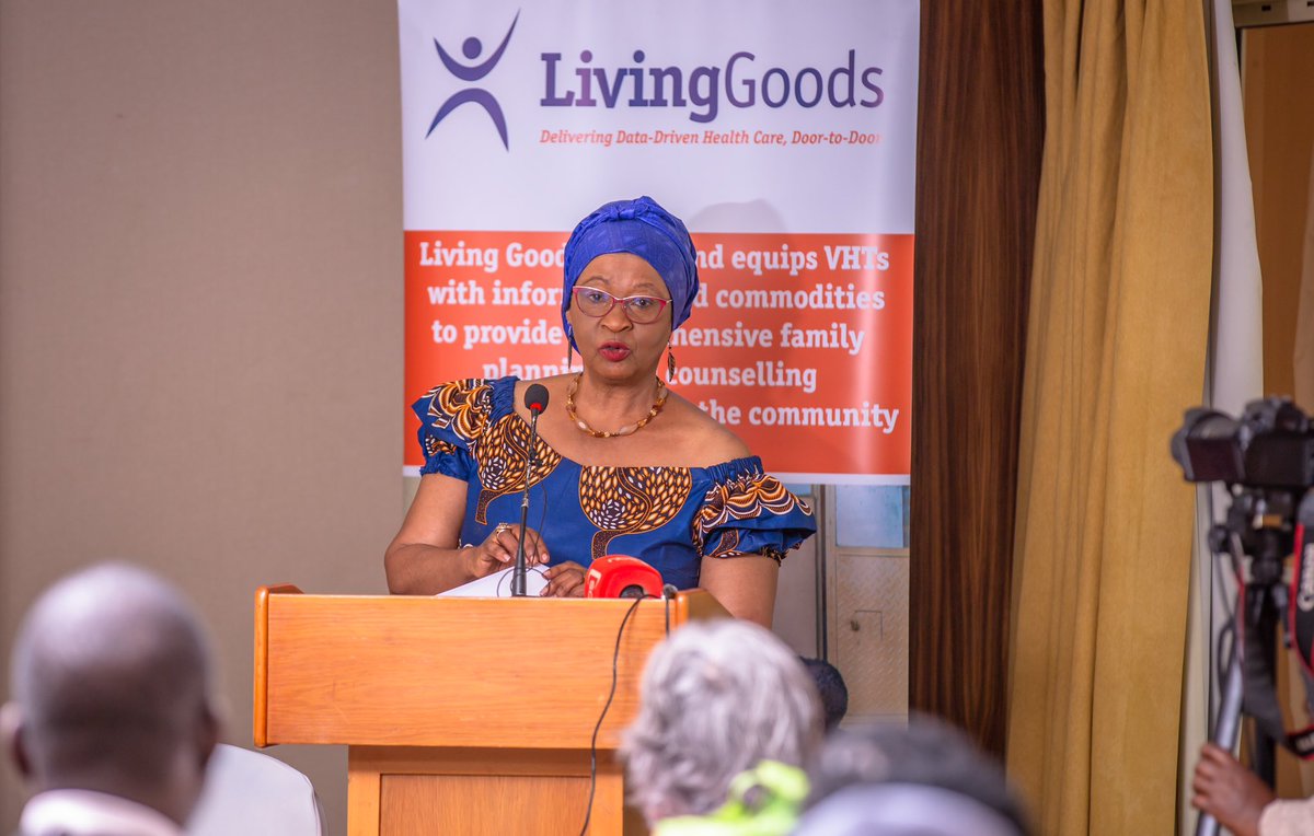 LukangaSamuel1's tweet photo. “@Living_Goods commitment to strengthening the health system &amp; empowering VHTs is commendable. @GovUganda is also committed to scale the innovations that have worked in improving community Health systems.”-@HonAnifaKawooya https://t.co/1ZVgSZiuvI