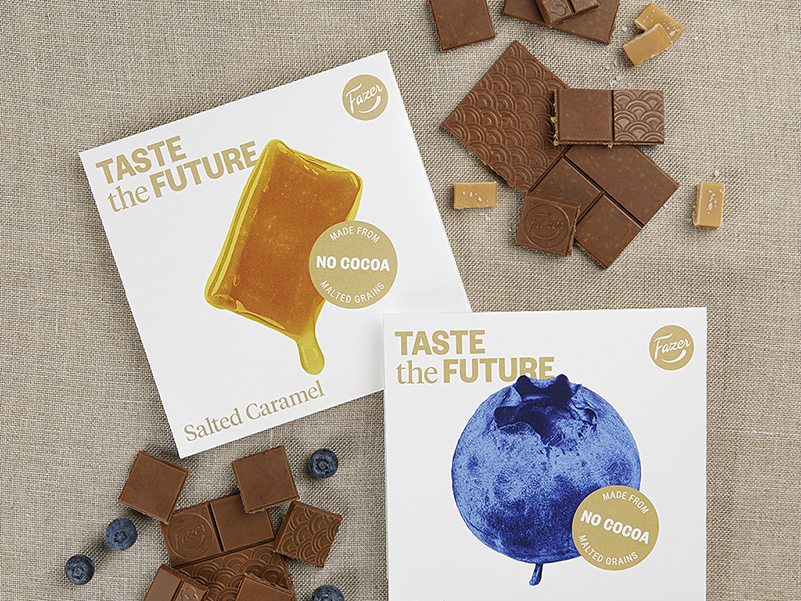 Ainutlaatuinen innovaatio - nyt pilottimyynnissä viljapohjainen Fazer Taste the Future -makeislevy, jonka valmistuksessa ei käytetä lainkaan kaakaota.Rajoitettu erä myynnissä mm. #FazerCafé Kluuvikatu 3 -kahvilassa Helsingissä. Lue lisää: fal.cn/3yhq2 #tastethefuture