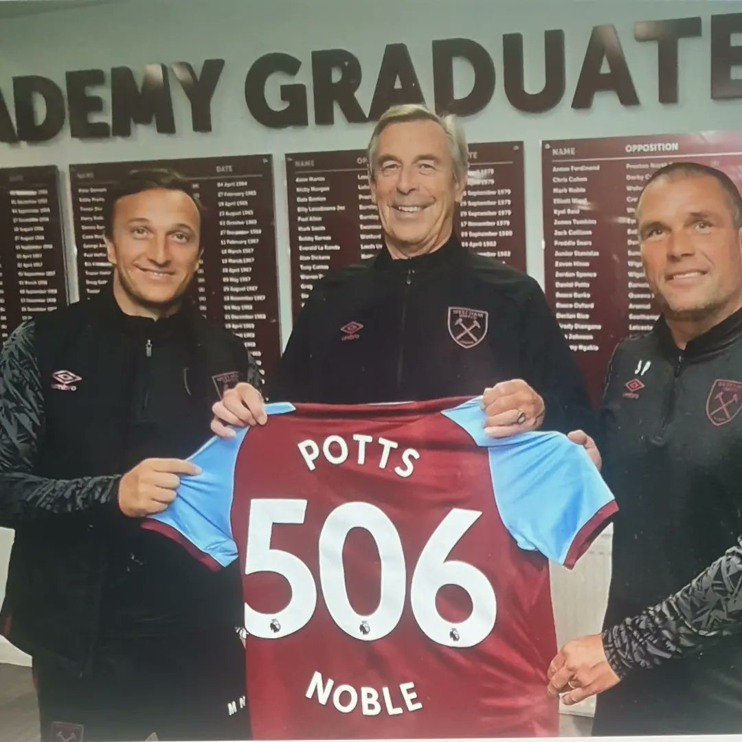 Stuart Leslie tweet media