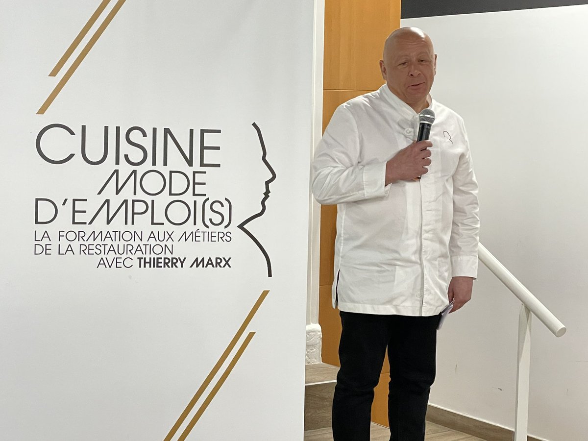 OrangeBFC's tweet photo. La @FondationOrange œuvre au quotidien pour l'insertion sociale et professionnelle des personnes en difficulté ➡️ https://t.co/nBK8c5JZLH https://t.co/TlYY0OWDd2