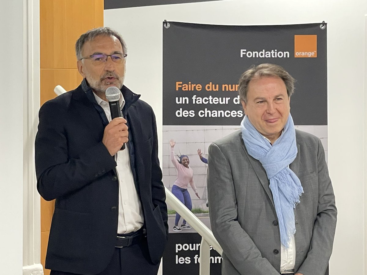 OrangeBFC's tweet photo. La @FondationOrange œuvre au quotidien pour l'insertion sociale et professionnelle des personnes en difficulté ➡️ https://t.co/nBK8c5JZLH https://t.co/TlYY0OWDd2
