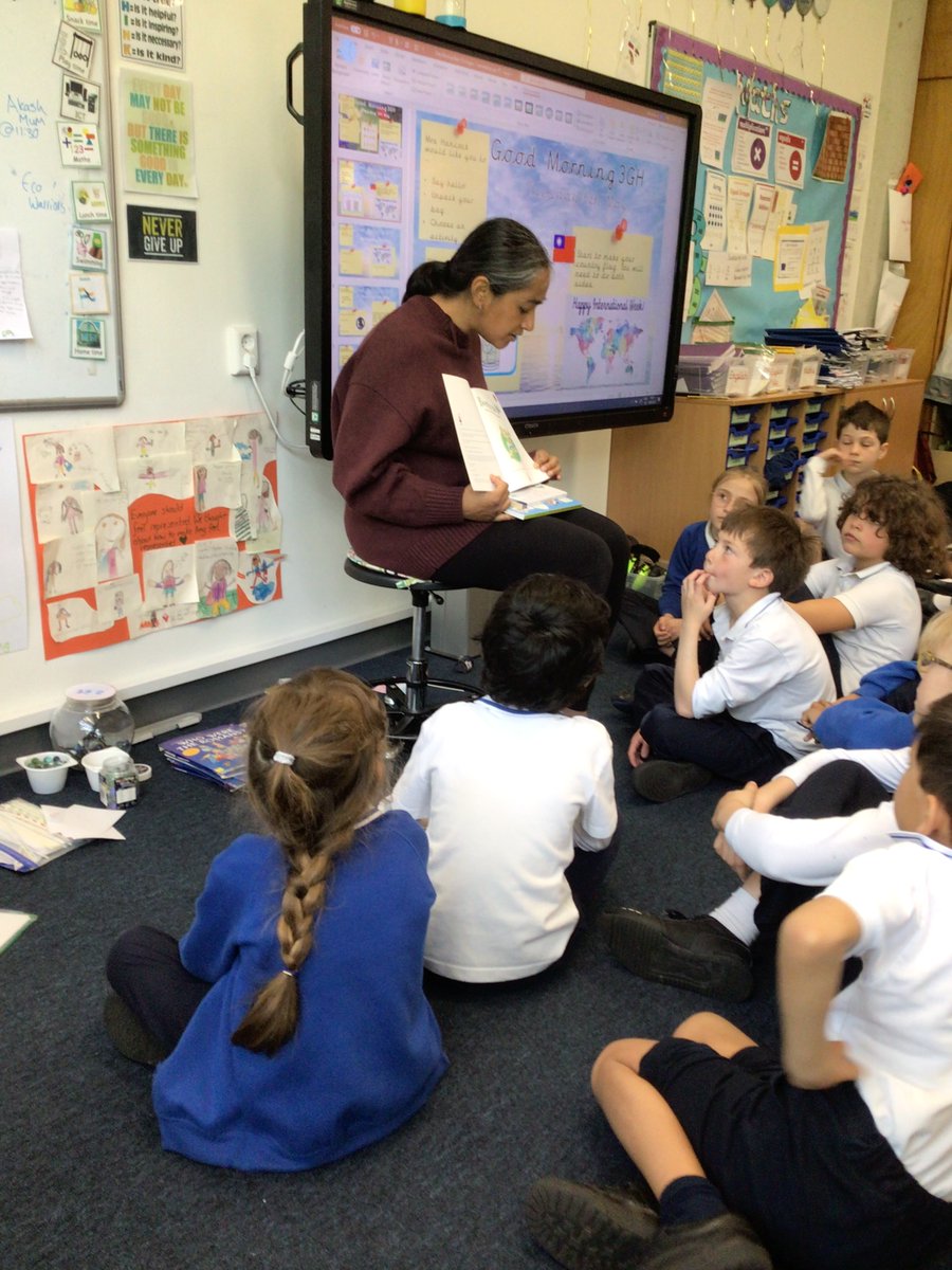 BSNJSV's tweet photo. #JSVYear3 learning from a parent about the importance of cricket in India 🇮🇳 Perseverance and determination can bring endless possibilities 🏏#borntobat #internationalweek https://t.co/VGUIMZu1a1