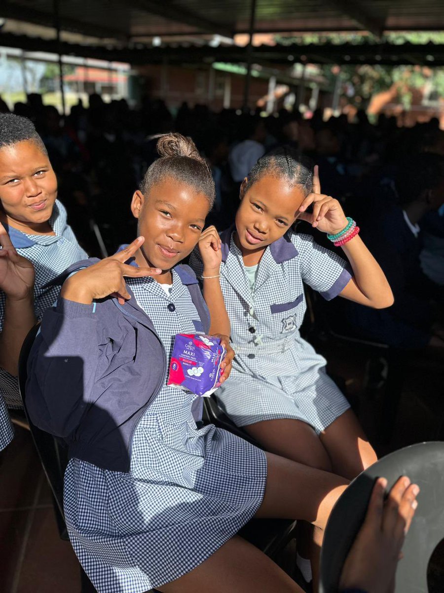 WomenCeoOrg's tweet photo. #HopeForGirls: It was an engaging and fulfilling conversation with the students. We were asked questions about "Why some people don't go on their periods?" "What is the significance of a discharge?" "And how best to prepare for your periods?"
#EndPeriodPoverty #MenstrualHealth https://t.co/D3gMgKbpjT
