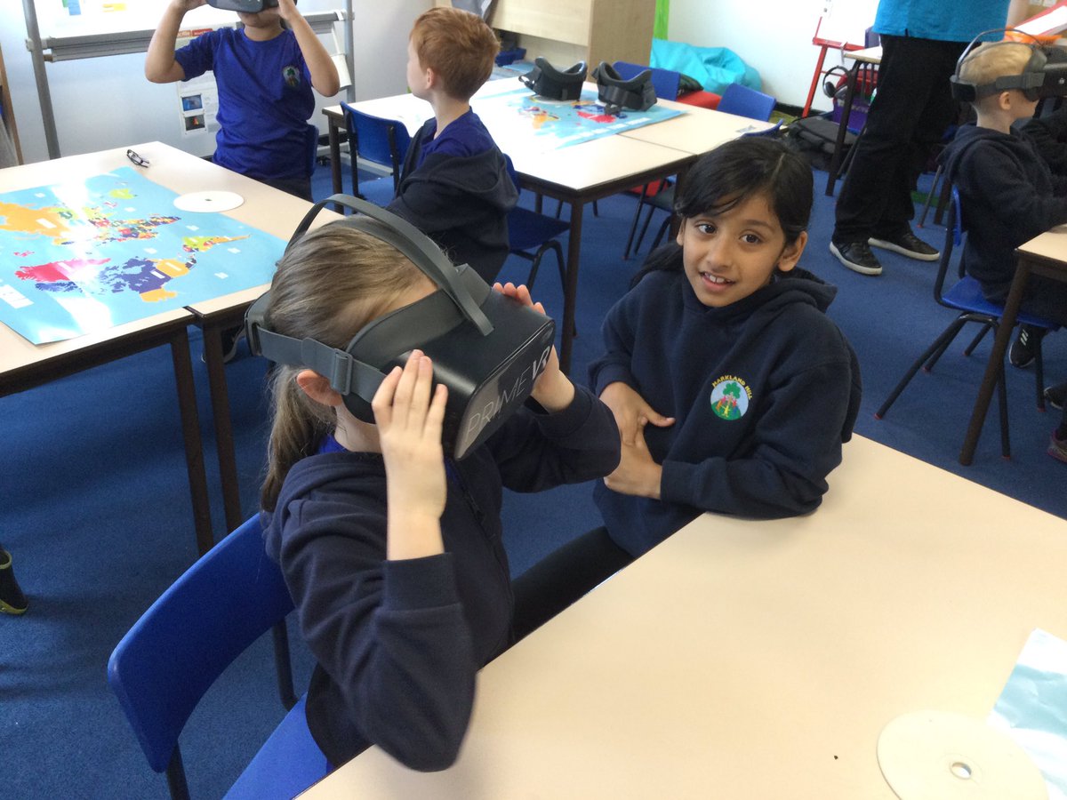 MarklandHill's tweet photo. Fantastic VR experience for Maple class learning about the Romans #primevr https://t.co/EZTRZCabqp