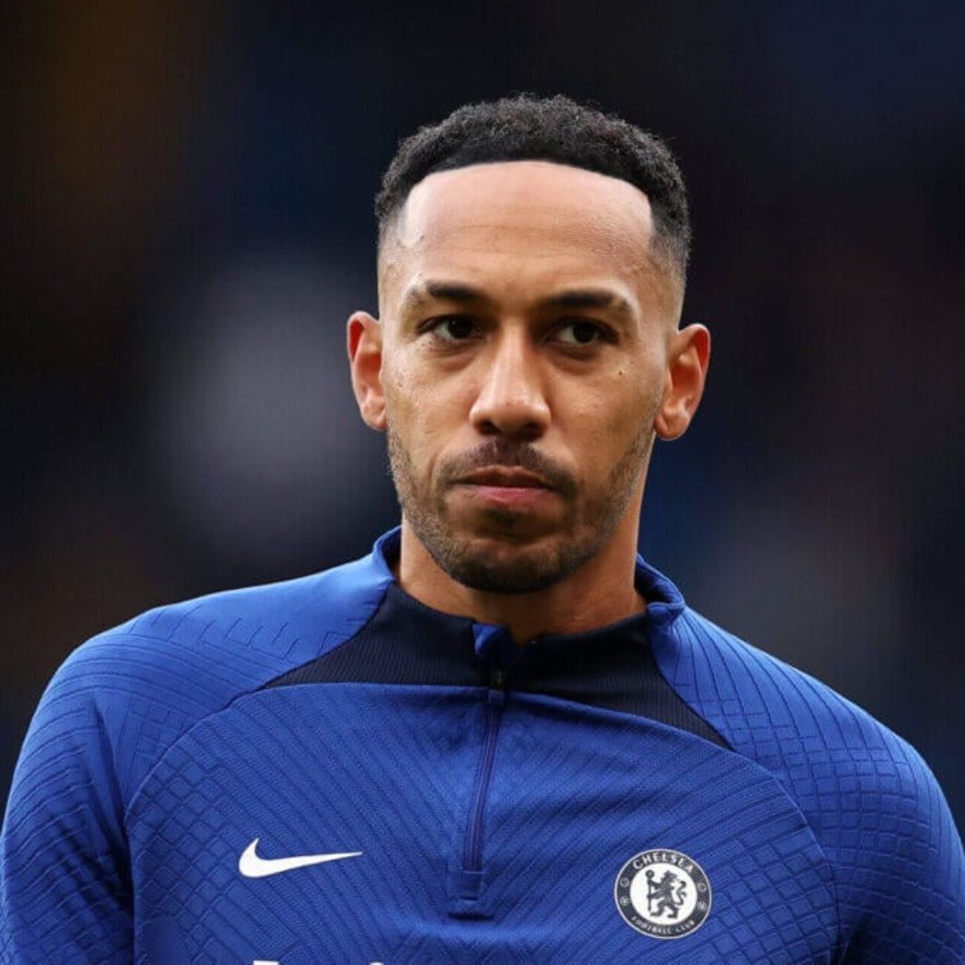 pxcxdsa's tweet photo. Pierre-Emerick Aubameyang earned his first league title after playing eight minutes for Barcelona's La Liga-squad this season.

#BarcelonaSC #piwi247 #LaLiga https://t.co/3w1jDEDJ4Q