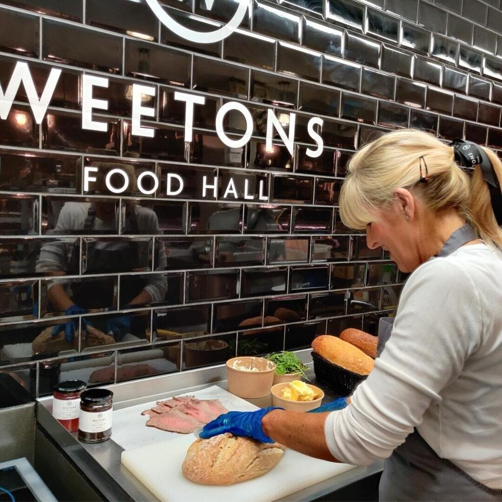 Need a quick, tasty lunch to go? 🥪 

Sandwiches are made in-store every day, using fresh and locally sourced ingredients 😋

 📍 Available at both Harrogate and Leeds stores

#harrogate #harrogatelife #harrogateindependent #harrogatebusiness #harrogate… instagr.am/p/CsTJJOdtjX4/