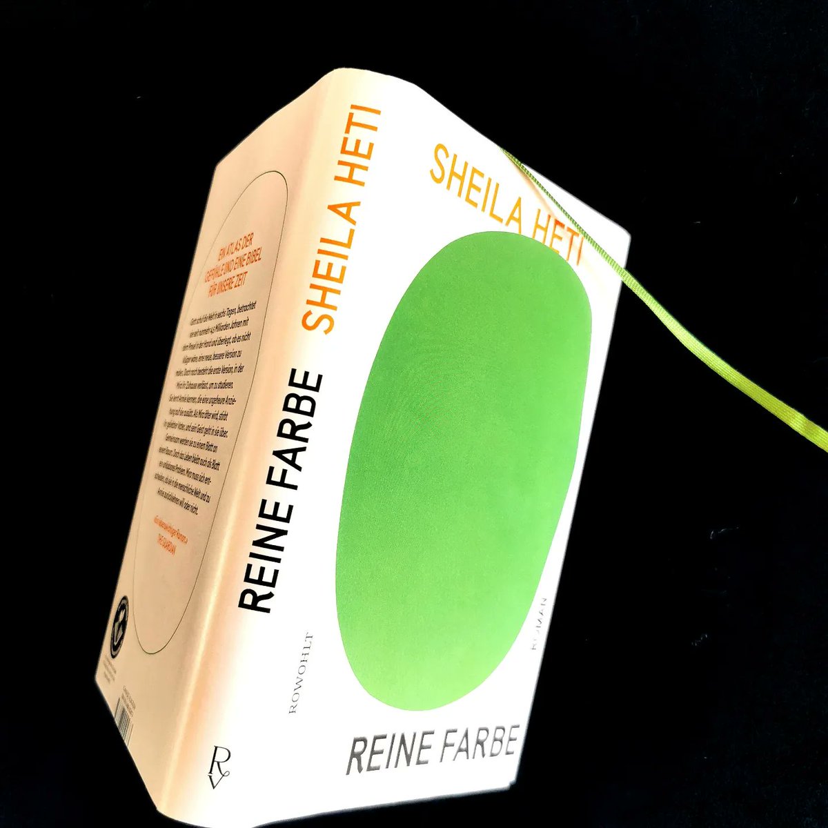 Konnte rein gar nichts mit #reinefarbe von #sheilaheti anfangen. 
Soll ich es mit einem anderen von ihr probieren oder Heti einfach sein lassen?