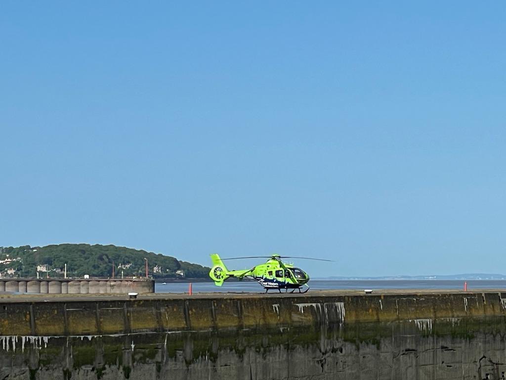 GWAAC's tweet photo. GWAAC’s live crew has arrived on site @BristolPort to join in the #multidisciplinarytraining with @AvonFireRescue @UWEPara @HARTSWASFT.  But the crew stands ready to respond to any life-threatening emergencies.
#Teamwork #Emergencies #PHEM https://t.co/EM6DRWMY4I