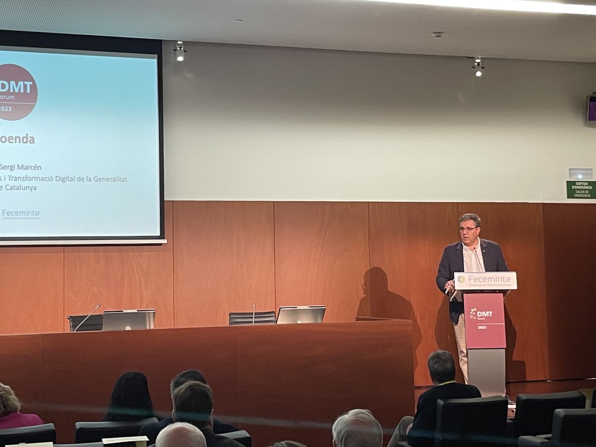 feceminte's tweet photo. #dmtforum2023 #cloenda @sergimarcen #humanismedigital https://t.co/7oNOEZWfGU