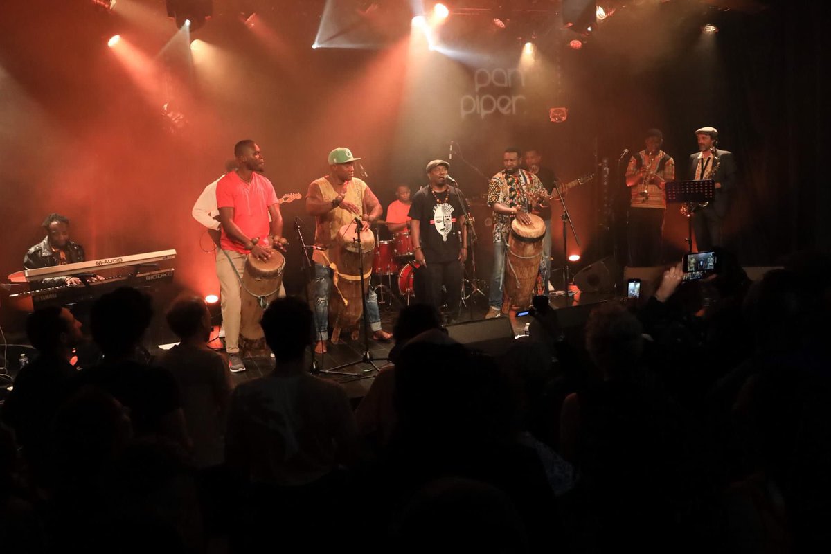 fidjil06's tweet photo. La soirée #trancestral de @FredyMassamba , c’était le samedi 13 mai au Pan Piper Paris !!! Retour en images avec Afrik'Consult Culture, Hangaa Music et @RfiTalent 

Trancestral disponible ici : https://t.co/CJp1A7QxHB

Photos : Pispa International

S/o @veeby1 https://t.co/TIOY7E0B4i