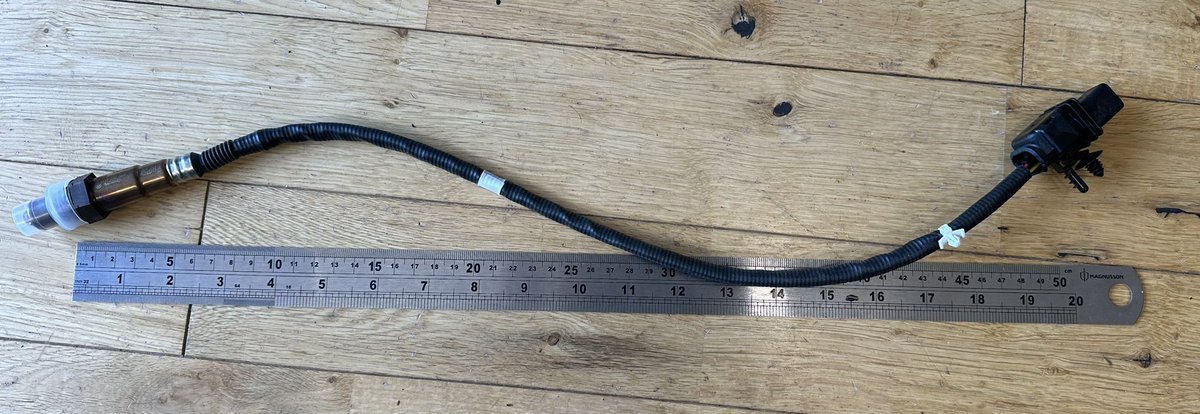 New product in stock. Short lead lambda sensor.