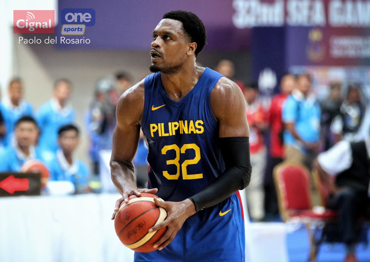 OfficialGinebra's tweet photo. Uy Pilipinas Basketball, baka naman pwede pag pahingahin nyo na muna idol namin. Hahaha. Alagaan nyo yan. Mahal na mahal namin yan. 🐐♥️ https://t.co/km48ynmUBg