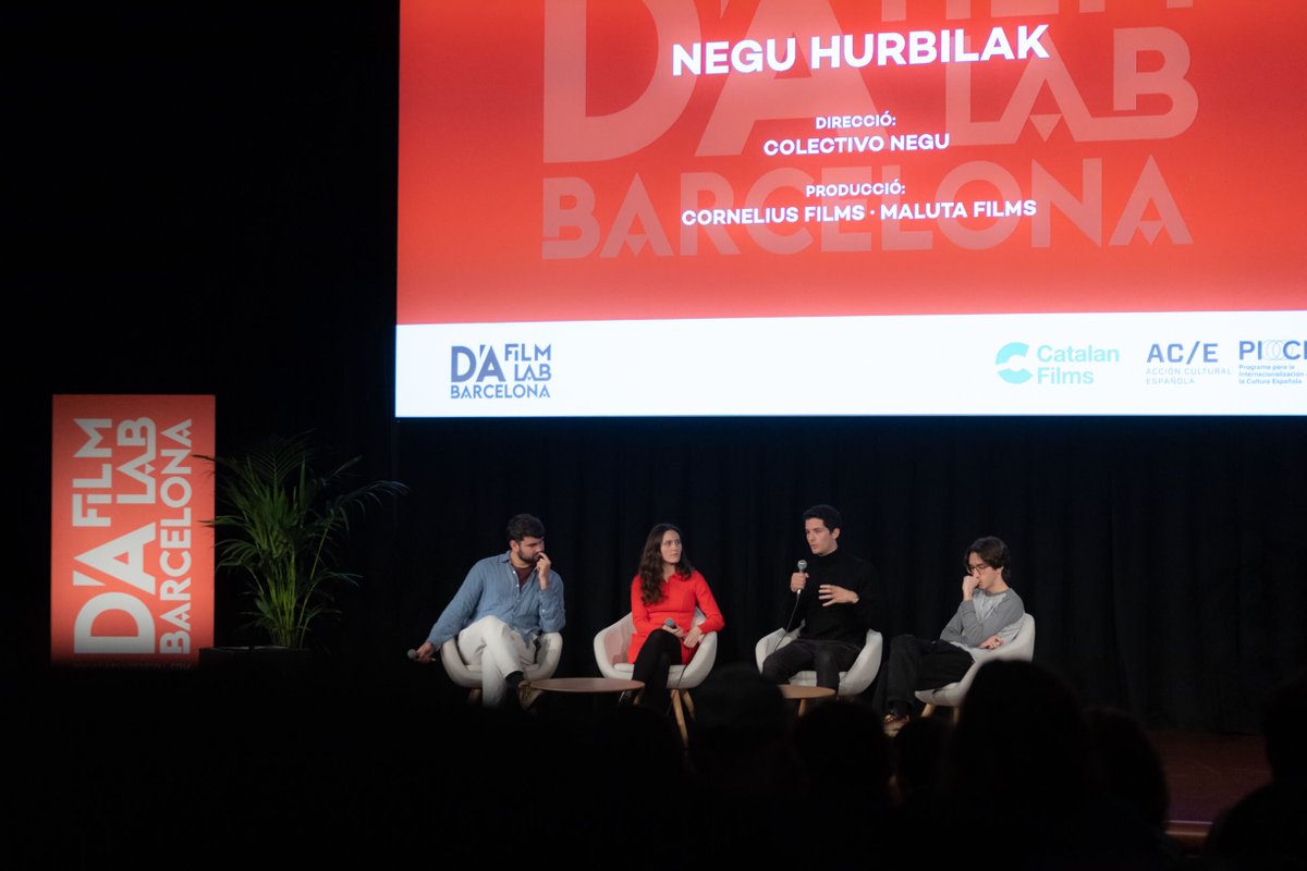 DAFilmLabBCN's tweet photo. Ante signos de homogeneización en una parte del cine independiente nacional, hay una creación radical y diversa en su fondo y su forma.

Que alegría que películas como las de Elena, Laura, Victor, Negu, Carlos, Aleix y Pablo vayan a salir al mundo pronto 🫶 

#DAFilmLab 💥 https://t.co/W5luSQqR4R