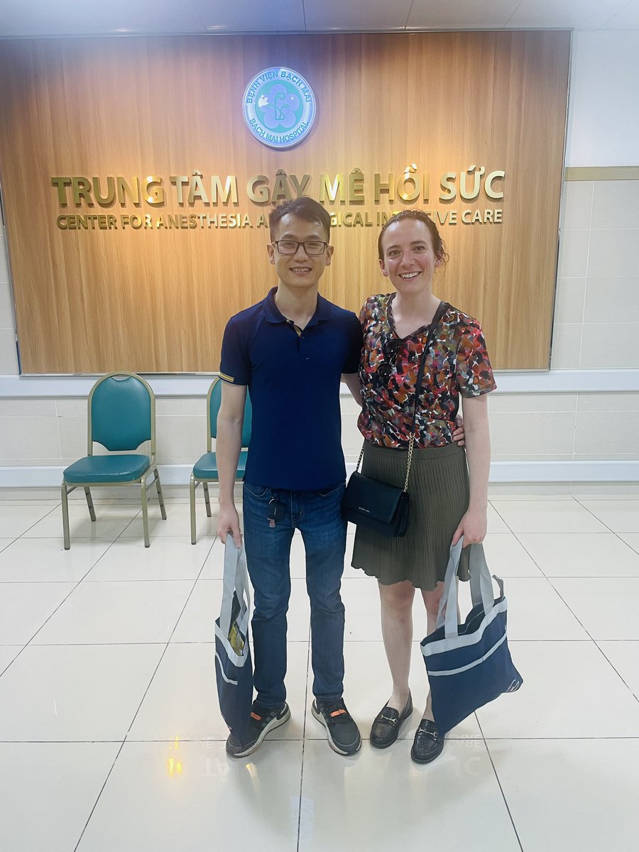 A lovely surprise to meet @BURSTurology international rep and #IDENTIFY collaborator @TRANTrT at Back Mai hospital, Hanoi 🇻🇳 welcome to the 🌎 BURST Family - a friend in every nation @MaxineGBTran @mrSinanK @BAUSurology #urolink