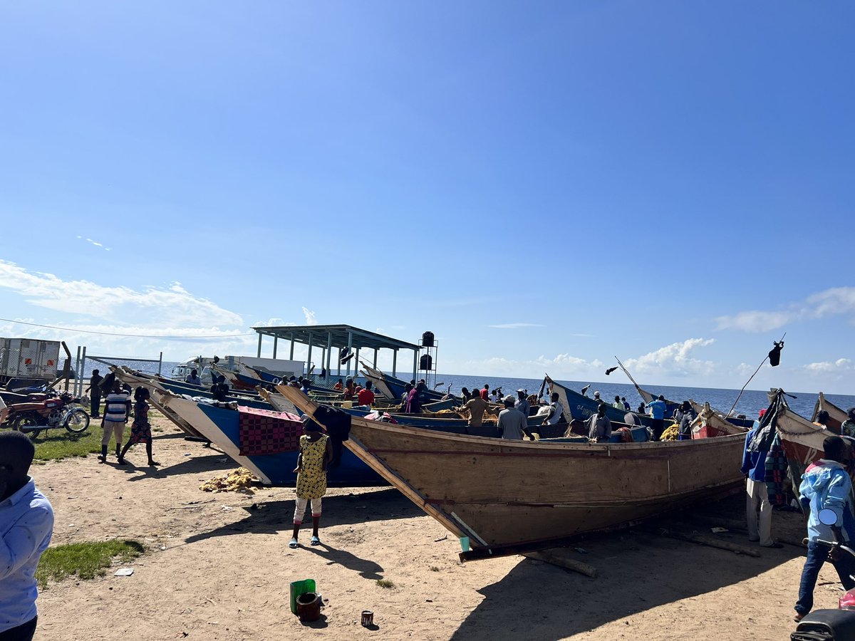 drjessani's tweet photo. It’s great to be back in the fishing communities in the region of Dimo, #Uganda. I’m particularly very excited to launch our first oral health practicum at this site. #GlobalHealth #oralhealth @WesternU @westernuIntl @westernuIntl  @DrNitinMohan https://t.co/kYFUXYXmwM