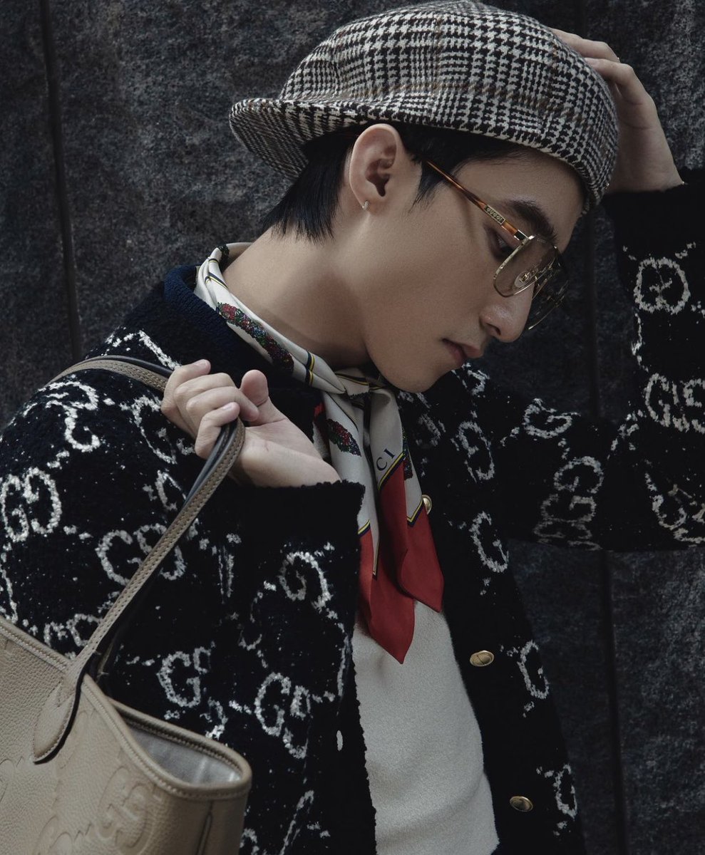 Thuyhang2k's tweet photo. Đẹp điên

M-TP AT GUCCI CRUISE 2024 

@sontungmtp777 @gucci 
#GucciCruise24 
#GUCCIxSONTUNGMTP 
#SonTungMTP #Gucci . https://t.co/VqGb0KtwMQ