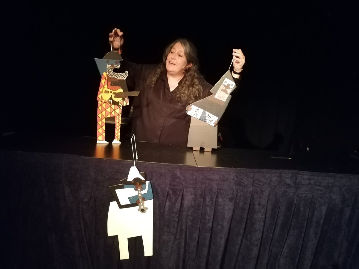 Cachirulooo's tweet image. Esta pasada fin de semana Carmen Domech levou á Sala Gurugú da Coruña os “𝐏𝐢𝐜𝐚𝐬𝐬𝐨𝐬 𝐚𝐧𝐢𝐦𝐚𝐝𝐨𝐬”, aquí vos deixamos imaxes! 🎨👨🏻‍🎨

#títeres #Picasso #monicreques #Picasso #Arte #puppets #CarmenDomech