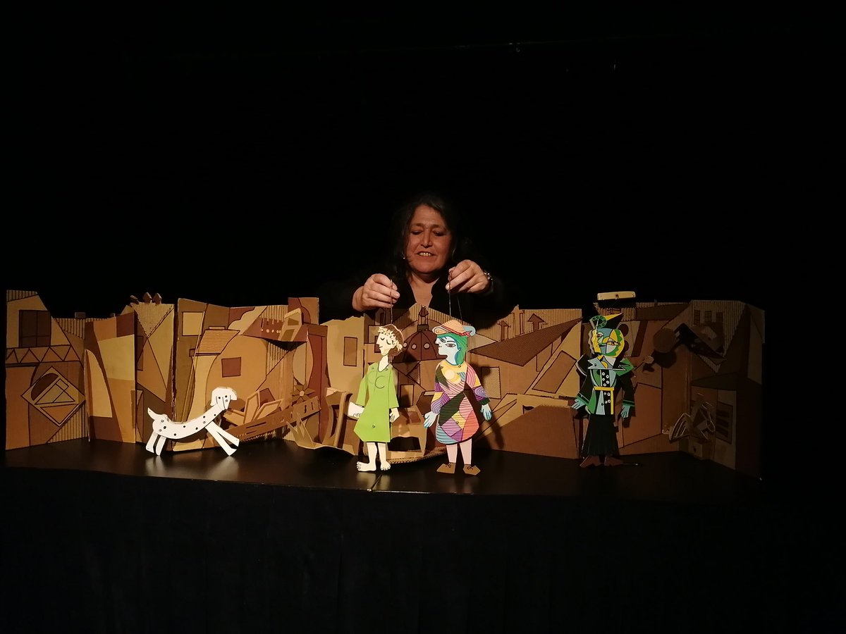 Cachirulooo's tweet image. Esta pasada fin de semana Carmen Domech levou á Sala Gurugú da Coruña os “𝐏𝐢𝐜𝐚𝐬𝐬𝐨𝐬 𝐚𝐧𝐢𝐦𝐚𝐝𝐨𝐬”, aquí vos deixamos imaxes! 🎨👨🏻‍🎨

#títeres #Picasso #monicreques #Picasso #Arte #puppets #CarmenDomech