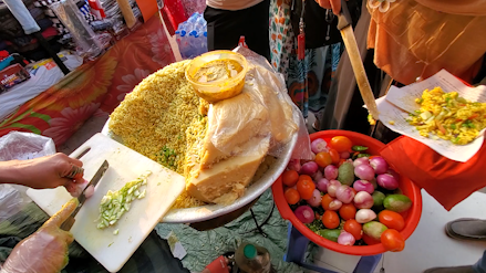 Food_BF's tweet photo. New Market er Famous Jhal Muri | King of Jhal Muri

Video Link : https://t.co/LkCyLHyq32

#bangladeshifoodreviewer #FoodBF #jhalmurirecipe #jhalmuriking #jhalmuri

Visit My Youtube Channel : https://t.co/3eFuODWMNq https://t.co/0Pc8gCpy9I