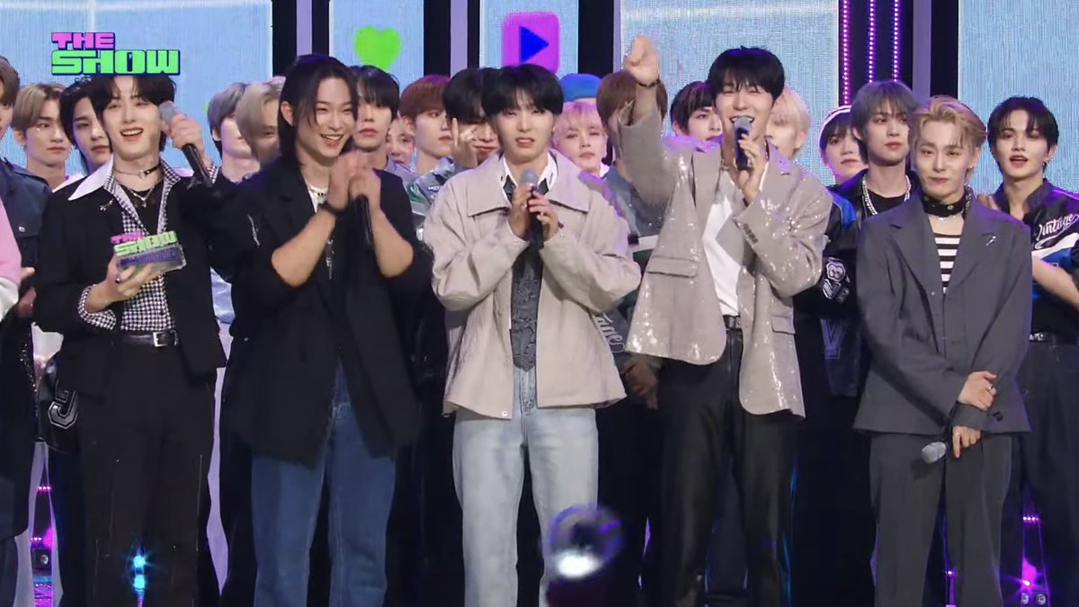 so insanely proud <3 congrats oneus and tomoons, we did it !

#EraseMe1stWin
#ONEUS6thWin