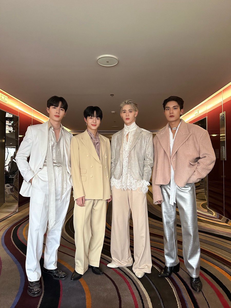DomundiTV's tweet photo. วันนี้พบกันในงาน  KAZZ AWARDS 2023 นะคะ 😍✨

ฝากส่งกำลังใจให้ทั้ง 4 คนด้วยนะคะ 

ทีมหน้าจอรับชม Live ได้ทาง 📺✨
🔗 https://t.co/5l45TJrDR4 

#KazzAwardsซีนุนิว
#KazzAwardsเน็ตเจมส์
#KAZZAWARDS2023 https://t.co/ruI8cs2h5T