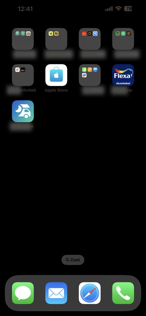 Twietheart's tweet image. Sometimes my screen is looking weird since the update to iOS 16.4.1 (a) 😫 Have to restart my phone to fix it, annoying! 

#iOS1641a #Apple