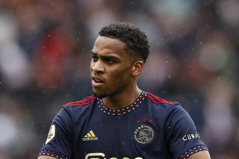 wetalkajax's tweet image. Transfertalk: Jurriën Timber is one of the potential candidates to replace Napoli defender Kim Min-Jae this summer. 

Source: La Gazzetta dello Sport

#Ajax #TransferTalks