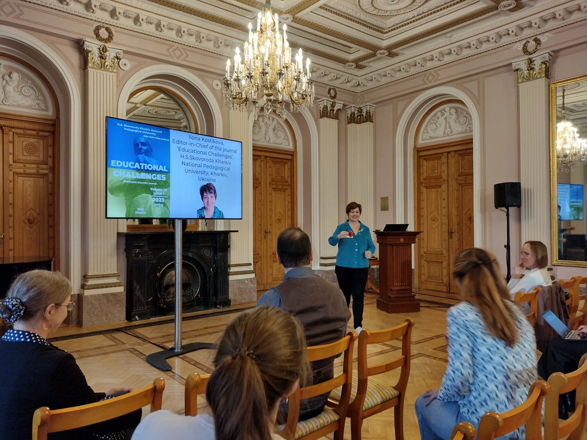 JustdeLeeuwe's tweet photo. Great to have Ilona Kostikova from Kharkiv University, Ukraine as one of the speakers of AEUP conference @AEUP_info #AEUP23 @TUDelftOpen https://t.co/rrsUGf72Db