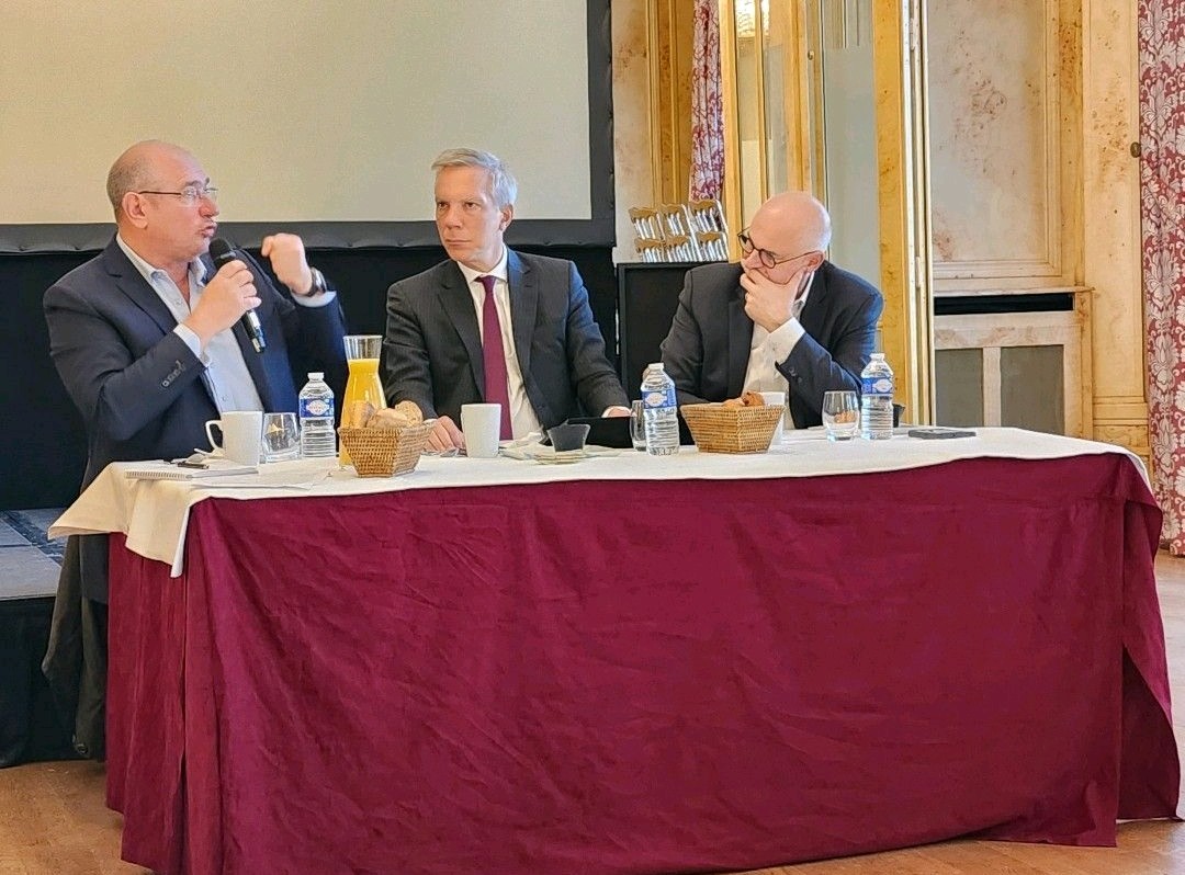 pietraszewski_l's tweet image. Débat ce matin avec Dominique corona @UNSA_officiel sur l&apos;emploi des seniors à l&apos;invitation de David Ollivier-Lannuzele. Le @gouvernementFR et les partenaires sociaux sont attendus sur une véritable stratégie de vieillissement actif après le décalage de l&apos;âge de la retraite