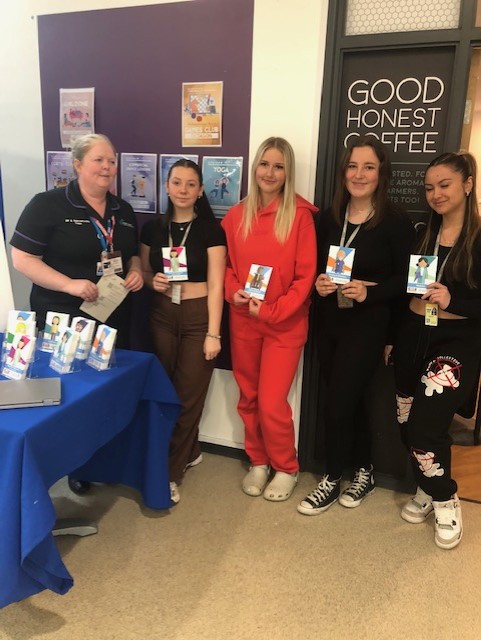 Runshaw College tweet media