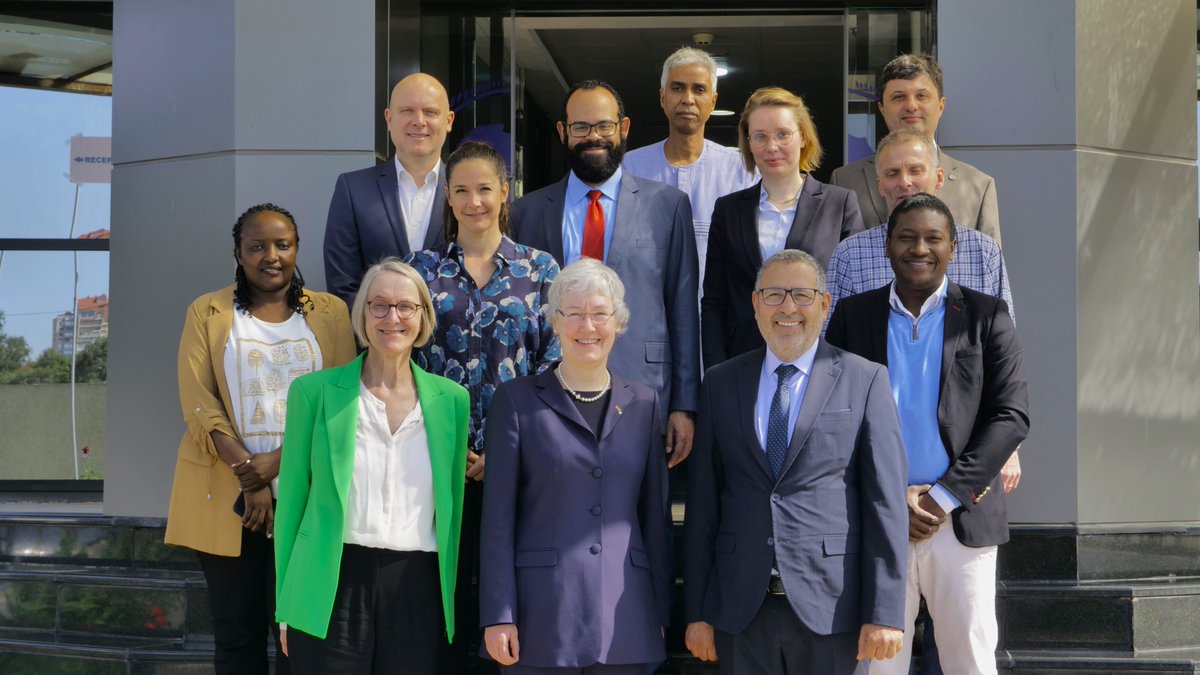 Meeting with German partner GIZ at AFRIPOL headquarters to strengthen cooperation. Was honoured to receive today H. E the Ambassador of Germany in Algiers, GIZ country director as well as INTERPOL,CEPOL,CISSA,AU..