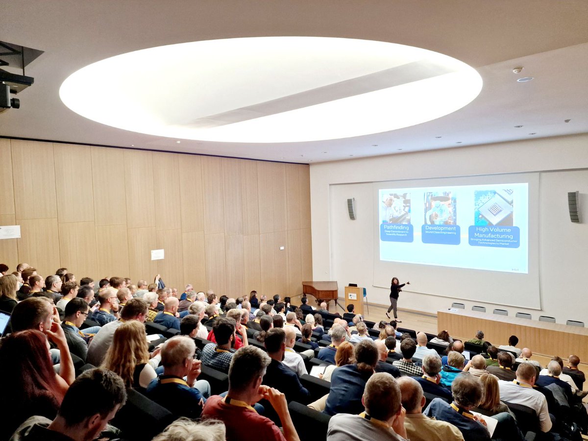 C2N_com's tweet image. Here we go for the ENRIS  2023 conference dedicated to the operation, management and training of  #cleanroom users in nanomanufacturing, organised by C2N, together with  its partners @Renatech_CNRS and @EuroNanoLab 
Glad to see so many of you.
➡️bit.ly/3Ar2qiQ