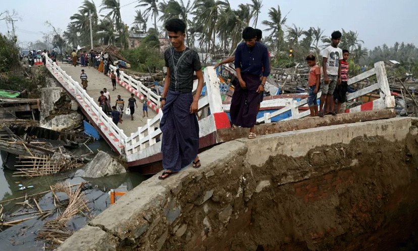 মোখায় মিয়ানমারে নিহত ২৯; একশ’ ছাড়িয়ে যেতে পারে!