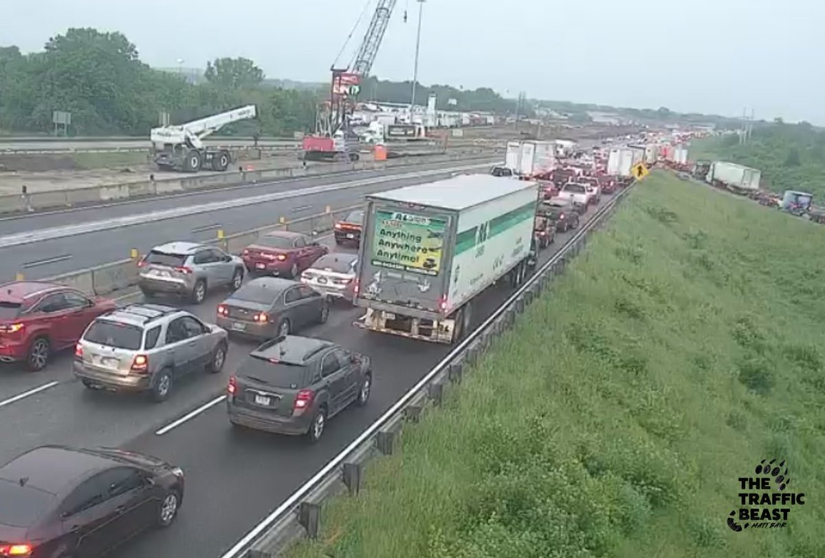 wibc-traffic-on-twitter-this-traffic-is-not-moving-south-side-crash