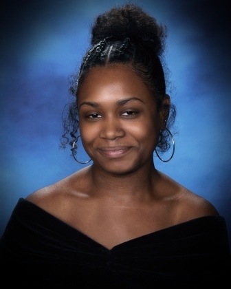 Senior Spotlight: After being offered $359,000 from 9 colleges, Nina has made the challenging decision to attend University of Maryland: College Park to pursue a degree an English. You can find her yet again at the  @umd2027 page! #IBProud