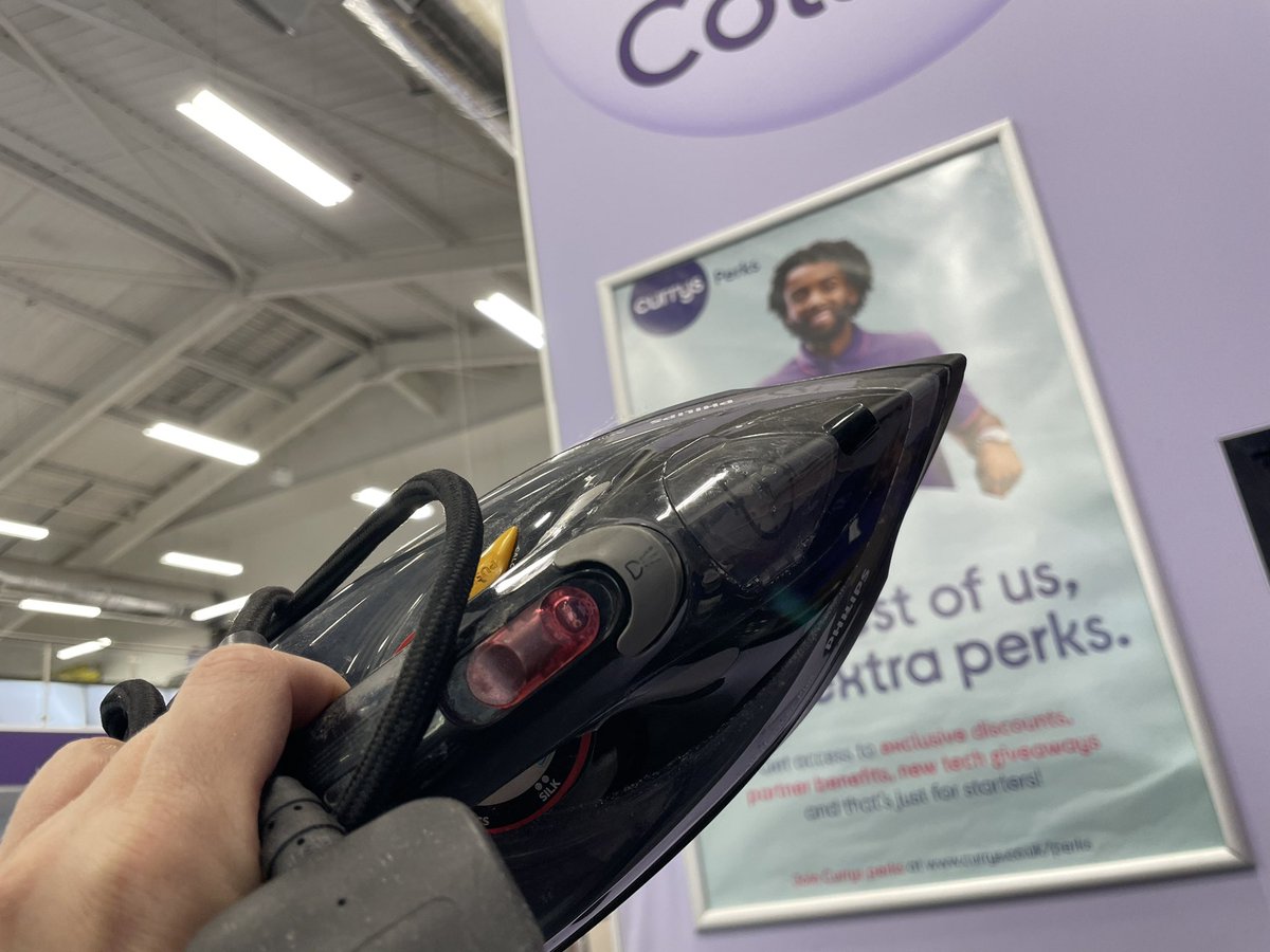 Iron broke again! 

Recycling service now at <a href="/currys/">Currys</a> so no need to end up in landfill. Though it would be nice if they stopped breaking on me. I hate ironing as it is 🤣 Portsmouth staff very friendly. #CurrysCashforTrash