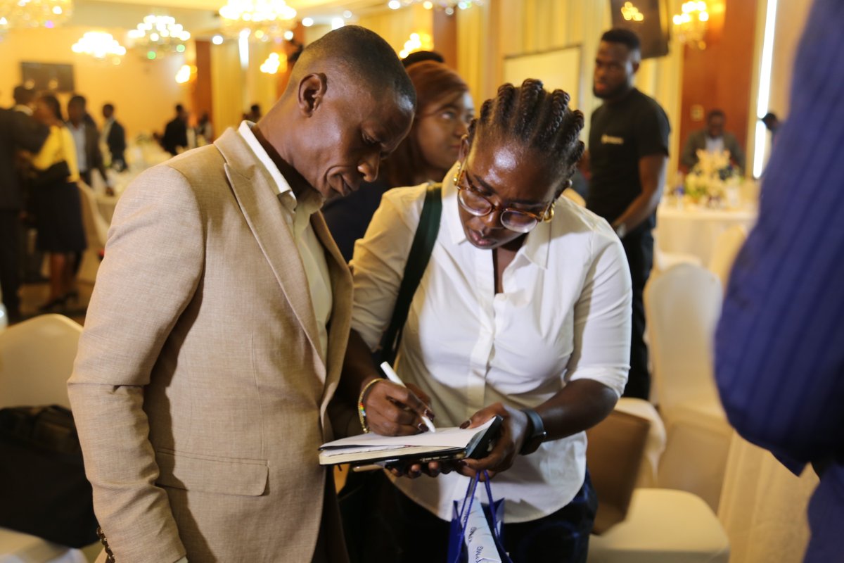 KPMG_NG's tweet photo. Tempo builds as stakeholders’ network at the KPMG Tax Breakfast Seminar.

#KPMG #KPMGTaxBreakfastSeminar #Technology #Tax https://t.co/ESFyC65lks