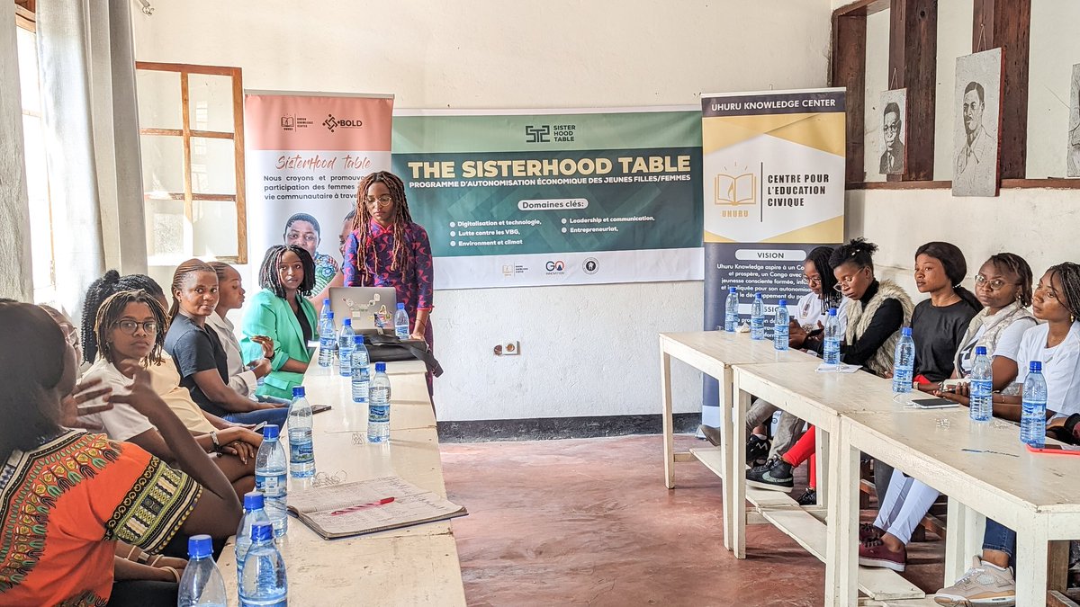 Lancement officiel de 'The Sisterhood Table' : Programme d’autonomisation économique des jeunes filles/femmes. 

Nous venons d'accueillir dans nos locaux les 20 participantes à la première cohorte qui ira de Mai à Novembre 2023.

#UhuruCentres #WomenEmpowerment #GenderEquality