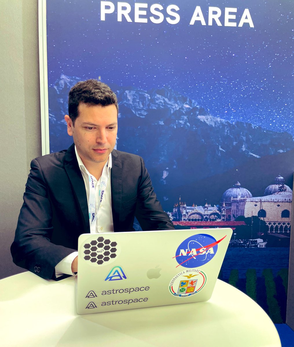 BiagioCimini's tweet photo. Space Meetings, Venezia.
#Astrospace #16maggio #journalistlife https://t.co/fVVwjOmT12
