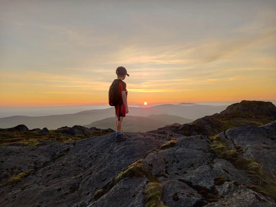 Happy Tuesday 😊 
New dates added and more to come 🤗
anamtours.ie 
#guidedhikes #localguide #cooleymountains