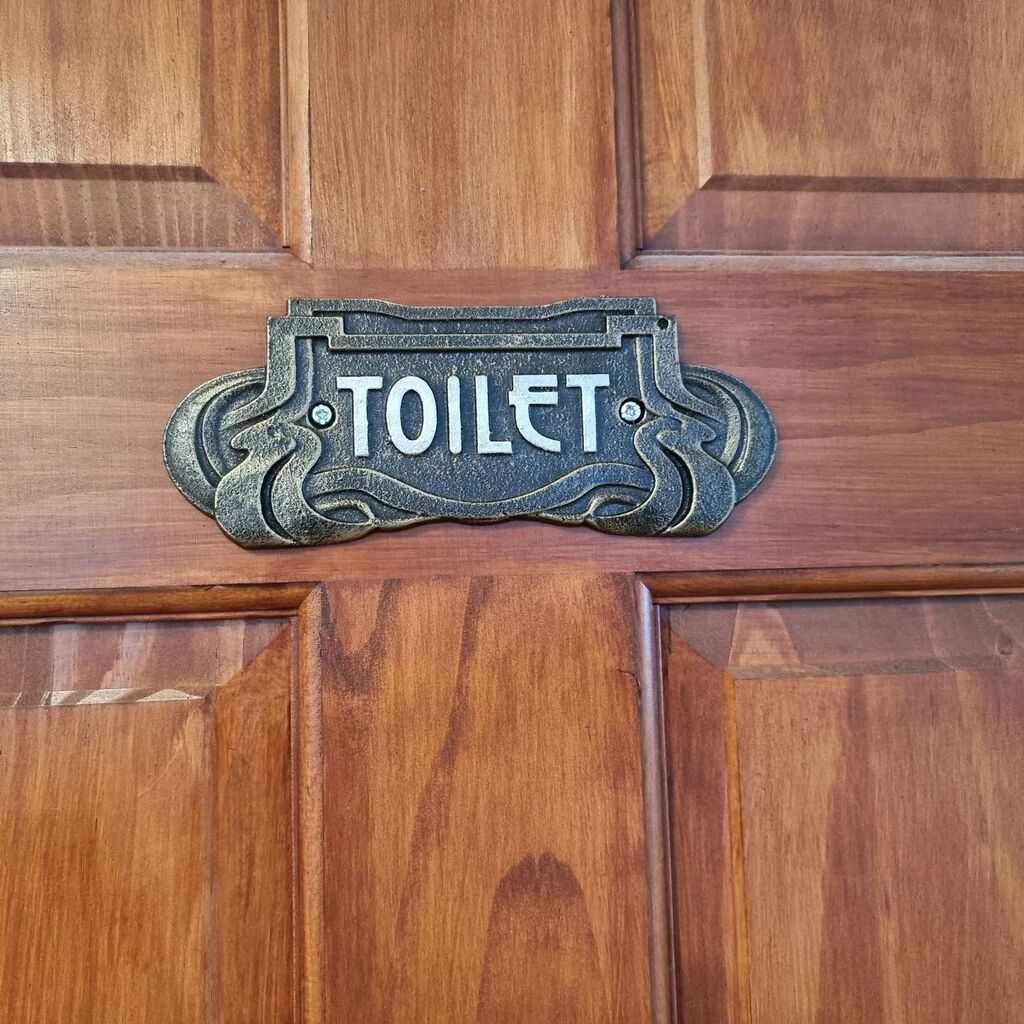 theBearsy's tweet photo. During my divorce I've been slowly retaking control of my life, and my house. So here's the start of the downstairs toilet, my first proper house project.

The idea is to go a bit art nouveau; think Titanic meets Lovecraft. I'm going to repaint the room,… https://t.co/ko0s7RIudK https://t.co/FvvEEk1XJy