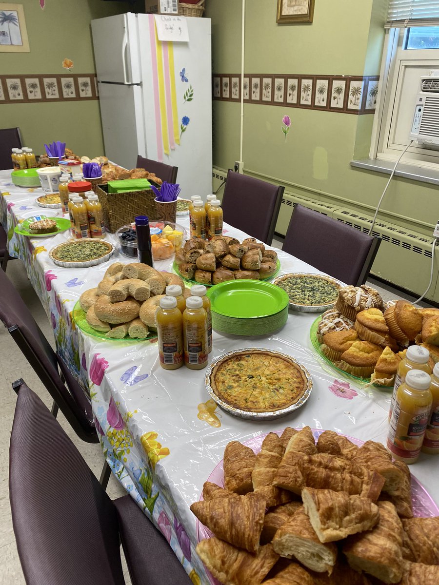 Thank you <a href="/BayviewParents/">Bayview Parents</a> for a beautiful breakfast! <a href="/BayviewESchool/">Bayview Elementary</a>