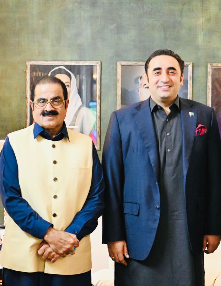 GhaisAslam's tweet photo. PPP Azad Kashmir cabinet held meeting with honorable Chairman PPP @BBhuttoZardari. Breifed him activities of PPP AJK &amp; discused further policies for upcoming events. https://t.co/X1Lp3rwW6Z