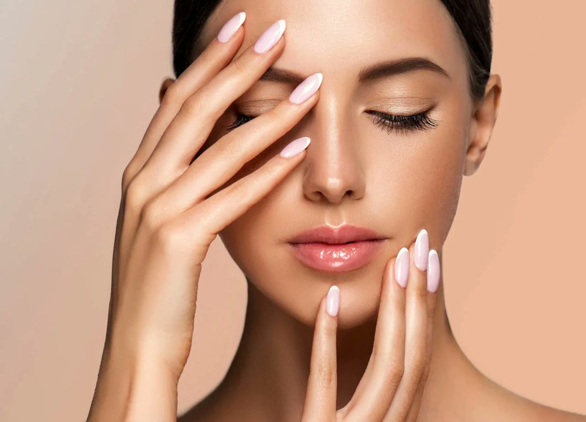 ✨💄 Get ready to unleash your inner Glamour Guru! 💄✨ Join us as we dive into the world of beauty, fashion, and all things glamorous. From makeup tips to style inspirations, we'll empower you to feel confident, glamorous, and fabulous every day. #GlamourGuru #BeautyTips