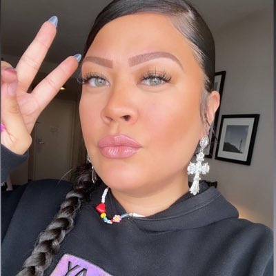theJadeee's tweet photo. #NewProfilePic https://t.co/hp4n0oVJiV