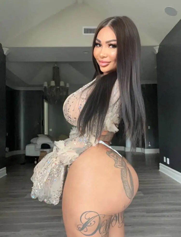 Hello beautiful people, how’s it going? Hope ya didn’t miss me too much!💋