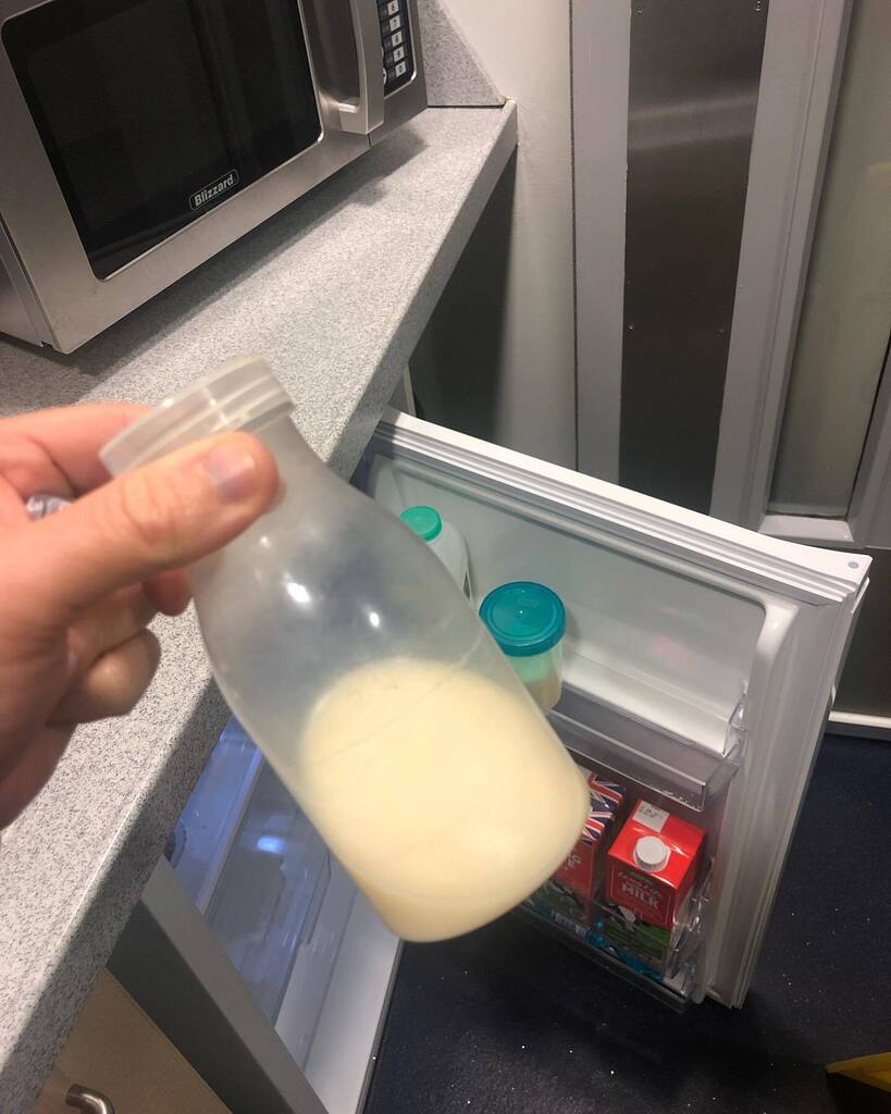 With @slimmingworld food optimising there's only 3 reasons why I won't lose weight.
1. Thinking something is #synfree when it isn't.
2. Going over my daily syns allowance.
3. Not weighing/measuring my healthy extras.

This little bottle is my HexA choice… instagr.am/p/CsTSDOZITdc/