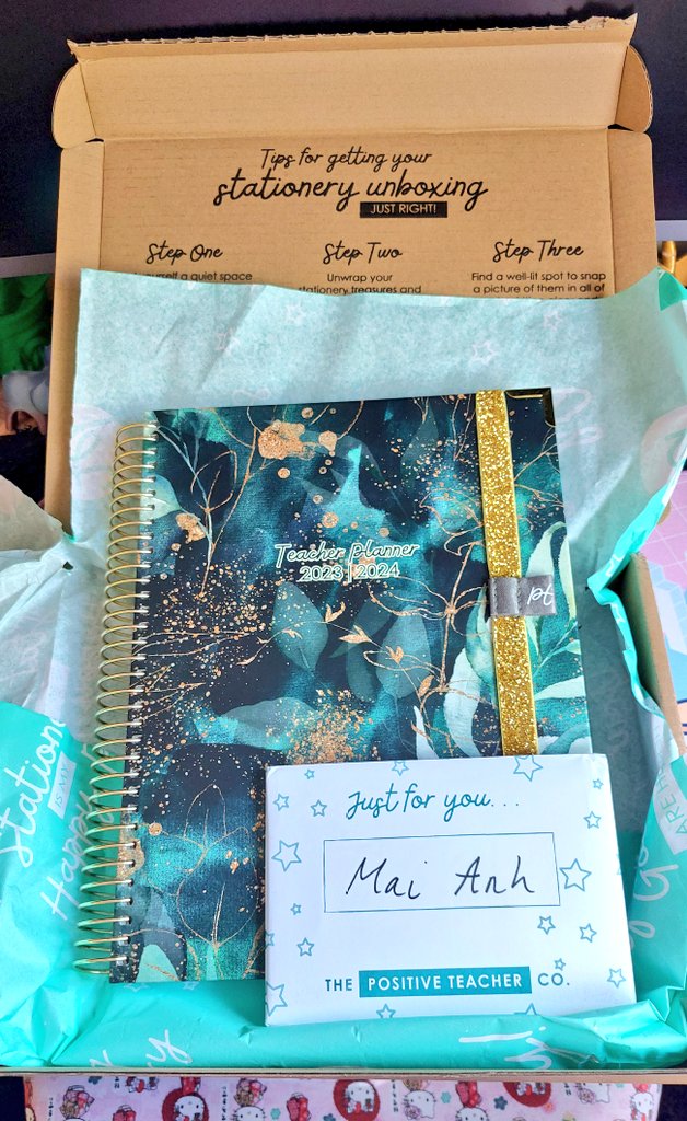 LadybridgeMaths's tweet image. Exciting post from @TPositiveTC! Ordered Saturday night and delivered today- amazing! #tptc #mytptcweek #thepositiveteacherplannercompany #teacherplanner