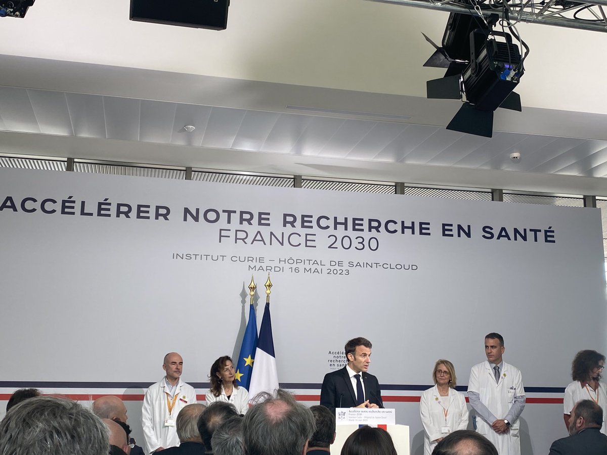 Frederic Fleury (@pr_fredfleury) on Twitter photo Plan Innovation Santé #France2030 : Immense succès pour #Lyon
<a href="/EmmanuelMacron/">Emmanuel Macron</a>, en présence de <a href="/sretailleau/">Sylvie Retailleau</a>, annonce la sélection de l'#IHU EVEREST sur les pathologies hépatiques, projet doté de 20M€ piloté par <a href="/UnivLyon1/">Université Lyon 1</a> <a href="/CHUdeLyon/">HCL - Hospices Civils de Lyon</a> <a href="/InsermAuRA/">Inserm Auvergne-Rhône-Alpes</a> <a href="/CLCCLeonBerard/">Centre Leon Berard</a>.
👏 Fabien Zoulim Plan Innovation Santé #France2030 : Immense succès pour #Lyon
<a href="/EmmanuelMacron/">Emmanuel Macron</a>, en présence de <a href="/sretailleau/">Sylvie Retailleau</a>, annonce la sélection de l'#IHU EVEREST sur les pathologies hépatiques, projet doté de 20M€ piloté par <a href="/UnivLyon1/">Université Lyon 1</a> <a href="/CHUdeLyon/">HCL - Hospices Civils de Lyon</a> <a href="/InsermAuRA/">Inserm Auvergne-Rhône-Alpes</a> <a href="/CLCCLeonBerard/">Centre Leon Berard</a>.
👏 Fabien Zoulim